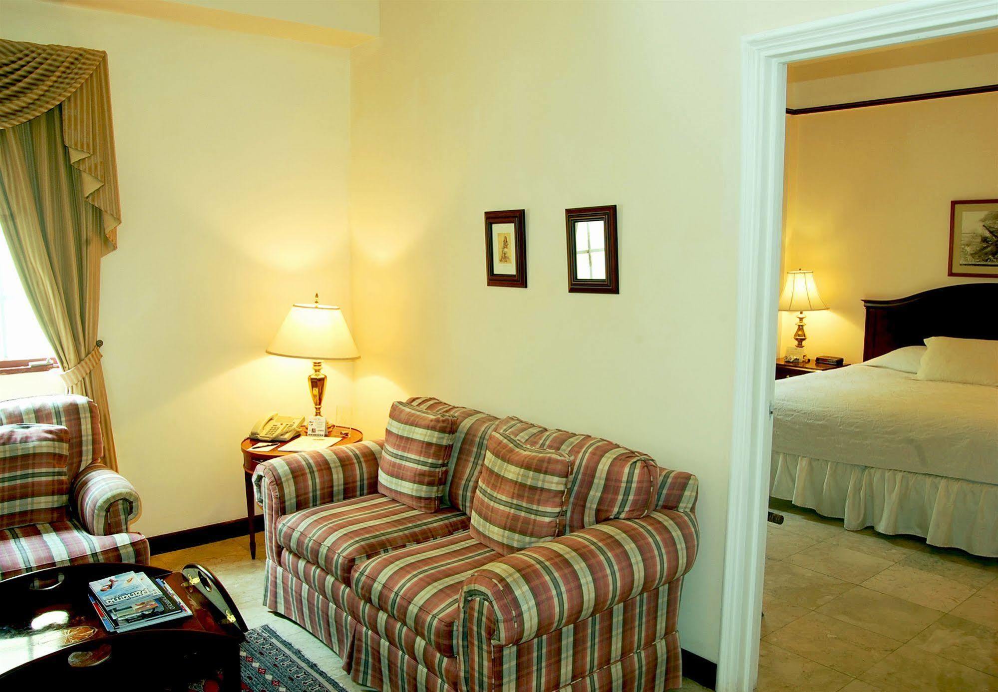 Deville Hotel Panama Dış mekan fotoğraf