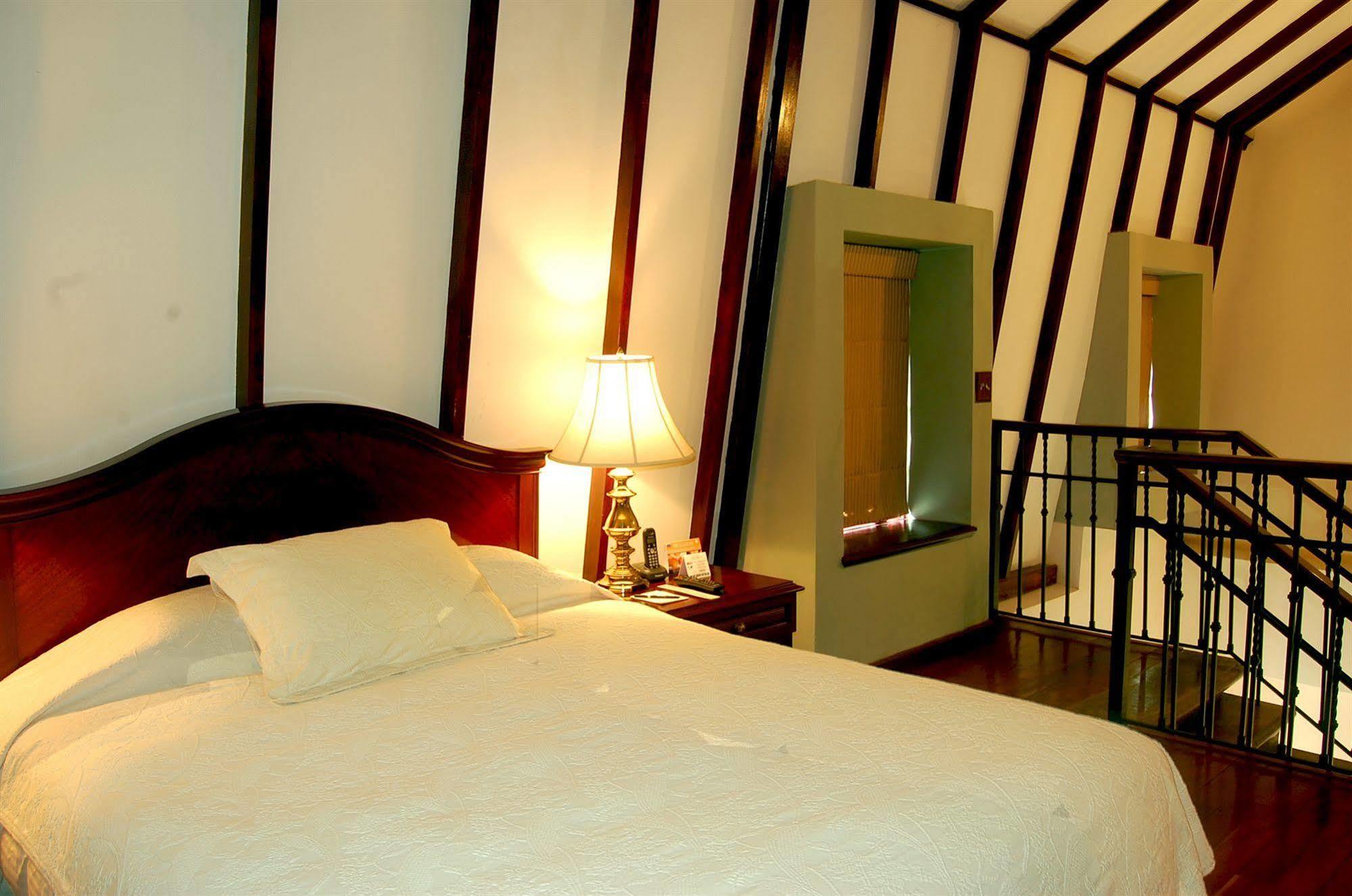 Deville Hotel Panama Dış mekan fotoğraf